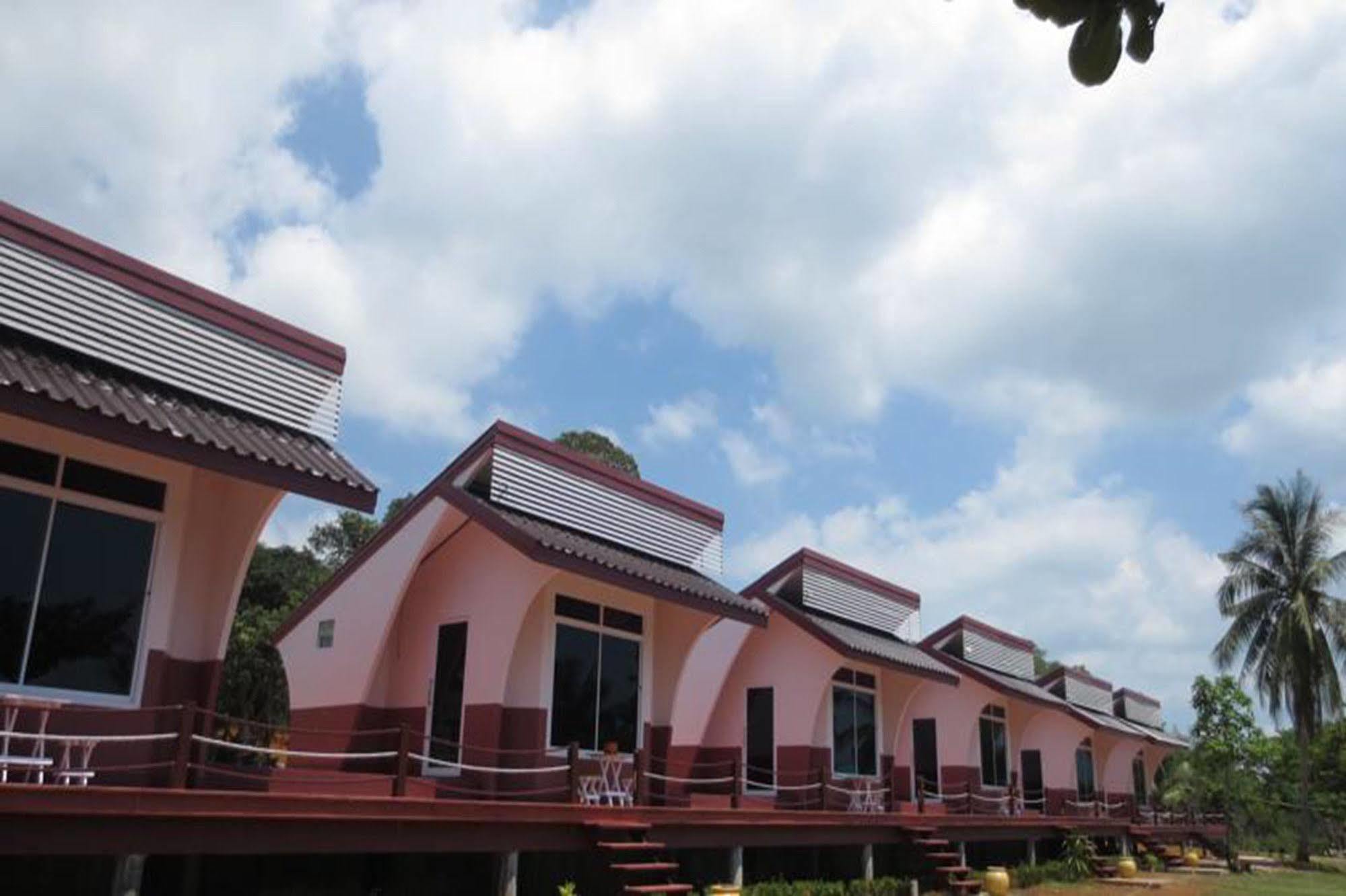 Lomtalay Resort Trat Laem Ngop Dış mekan fotoğraf